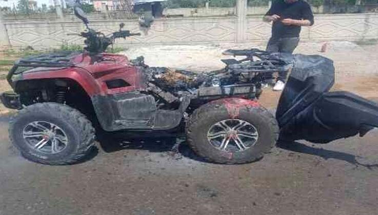 Hareket halindeki ATV, yanarak kullanılamaz hale geldi