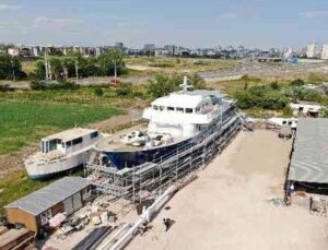 Türkiye’nin en büyük su altı arkeolojisi araştırma gemisi suya iniyor