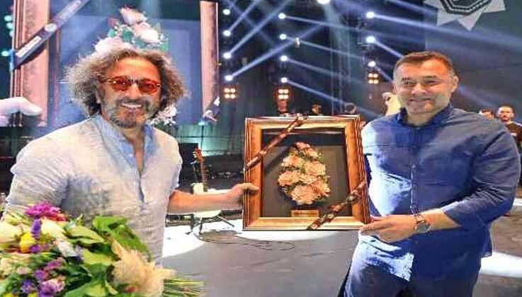 20. Alanya Uluslararası Turizm ve Sanat Festivali’nde Fettah Can konseri
