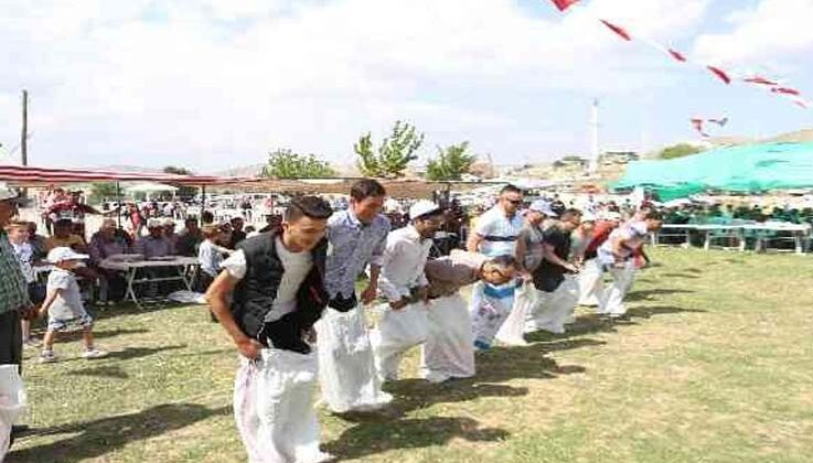 Kepez Belediye Başkanı Tütüncü, Beğiş Yaylası’nda pilav şenliğine katıldı