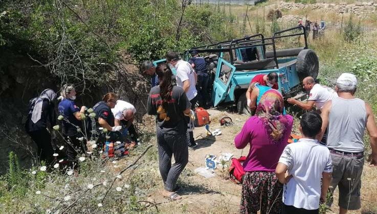 Antalya’da safari cipi şarampole yuvarlandı: 1 ölü, 9 yaralı
