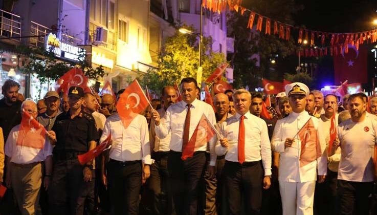 Kaş’ta 15 Temmuz Demokrasi ve Milli Birlik Günü kutlandı