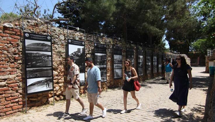 Alanya Kalesi’nde ‘Fotoğraflarla Bir Zamanlar Alanya’ sergisi