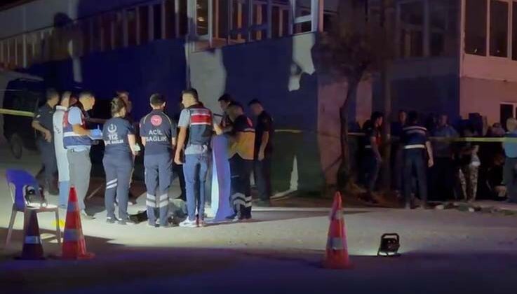 Antalya’da kadın cinayeti: Boşanma aşamasındaki eşini sokak ortasında silahla öldürdü