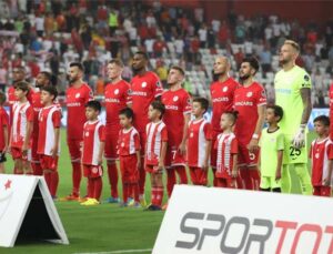 Antalyaspor son 2 haftada kalesinde 7 gol gördü