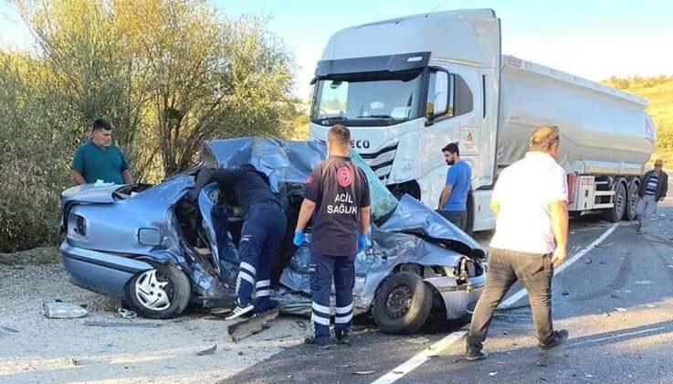 Küçüklü Mahallesinde Trafik Kazası 4 Ölü, 1 Yaralı