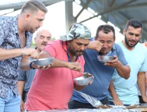 1,5 kilo balı 33 saniyede yedi, birinciliği kimseye kaptırmadı