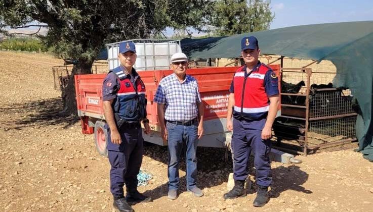 Korkuteli’de römork hırsızları yakalandı