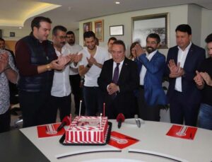 Antalyaspor’dan, Başkan Böcek’e doğum günü kutlaması