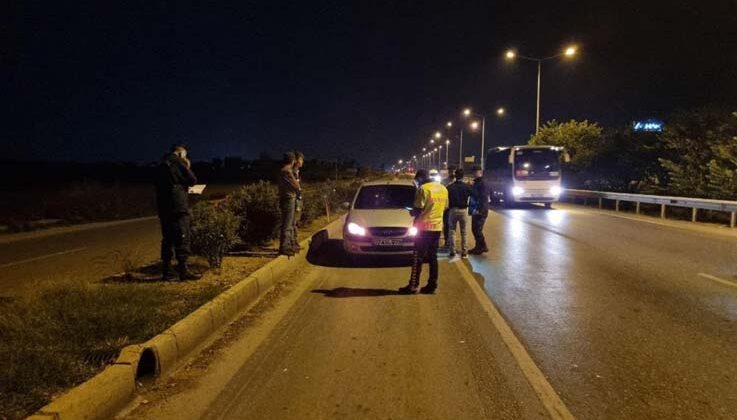 Manavgat’ta alkollü otomobil sürücüsü alkollü yayaya çarptı