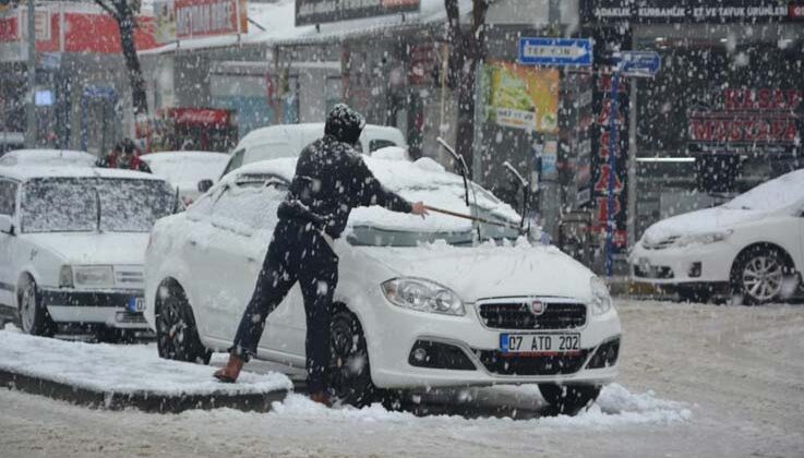 Antalya’nın Korkuteli ilçesi beyaz gelinliğini giydi