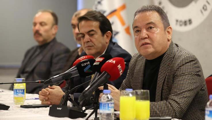 Başkan Böcek: “Antalya’dan tayin isteme haberleri beni üzüyor”