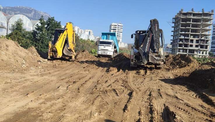 Alanya Belediyesinden kırsal yollarında yoğun mesai