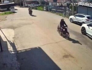 Polisle şüphelinin kovalamacasına katıldı, gelişmeleri an be an aktardı