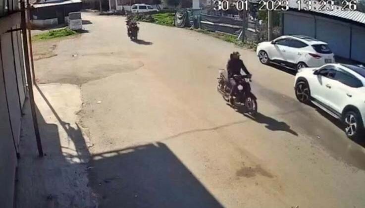 Polisle şüphelinin kovalamacasına katıldı, gelişmeleri an be an aktardı