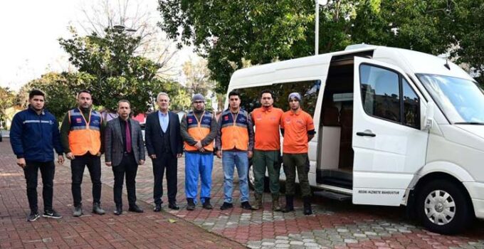 Kemer’den deprem bölgesine ekip desteği