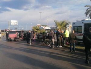 Manavgat’ta itfaiye aracı minibüsle çarpıştı: 1 ölü, 3 yaralı
