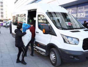 Büyükşehir depremzedelere ulaşım desteği sağlıyor