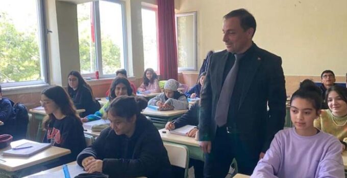 Gazipaşa’da depremzede çocuklar okula başladı