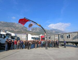 Alanya Belediyesi’nden deprem bölgesine konteyner desteği