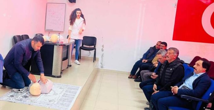 Gazipaşalı muhtarlara ‘ilkyardım’ anlatıldı