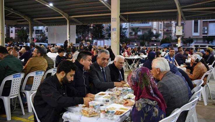 Konyaaltı’nda 7 noktaya iftar sofrası