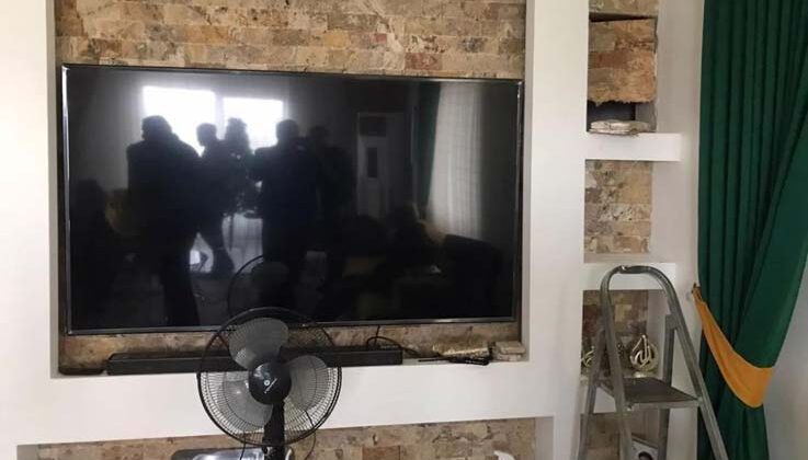 Öyle bir yerde bulundu ki, iyi muamele görmek için polisten ‘söz’ istedi