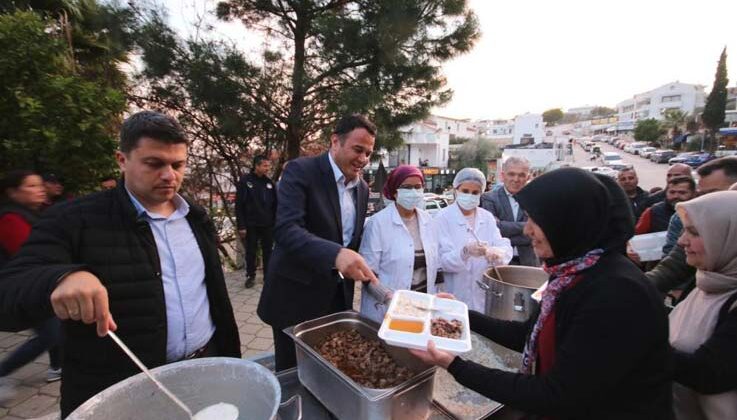 Kaş’ta geleneksel iftar buluşması