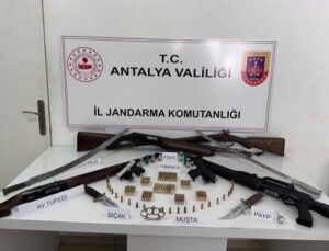 Antalya’da silah kaçakçılığı operasyonu