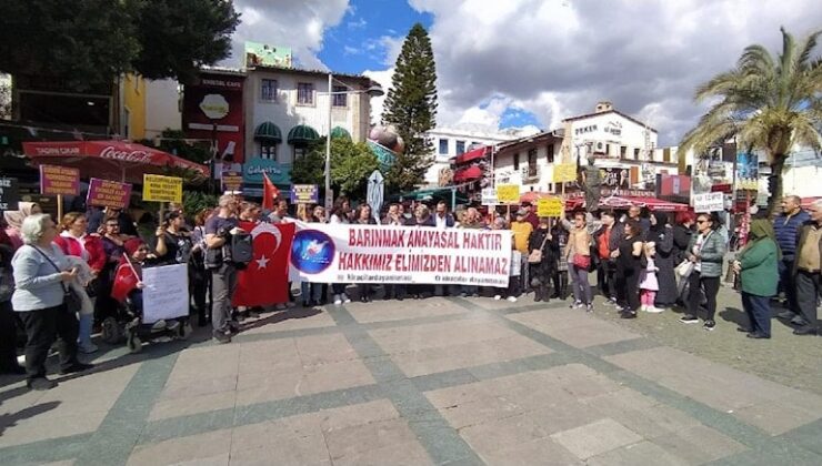 Şehirde kiralar 50 bin lirayı buldu, kiracılar protesto etti