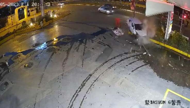 Polisin ‘dur’ ihtarına uymadı, kaçarken refüje çarptı
