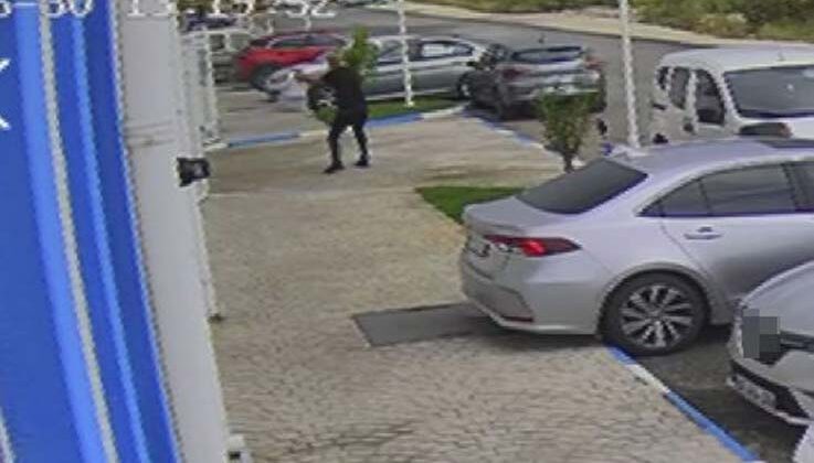 Uzatmalı şarjörle balık pazarında dehşeti yaşattı: 2 yaralı