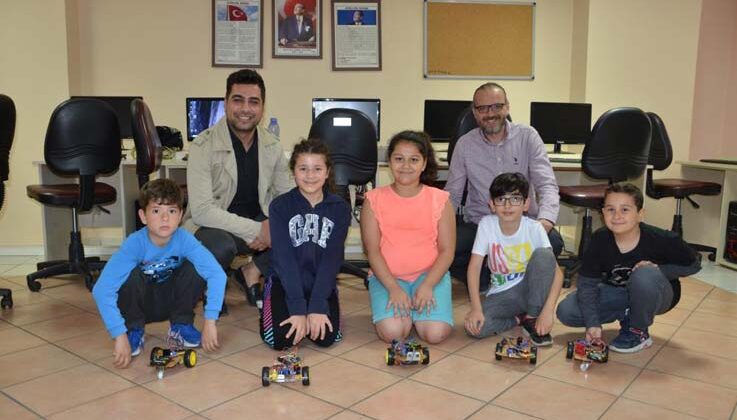 Alanya ATABEM’den bir ilk Bluetooth kontrollü araba projesi