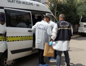 Birlikte alkol aldığı arkadaşları tarafından cansız bedeni bulundu