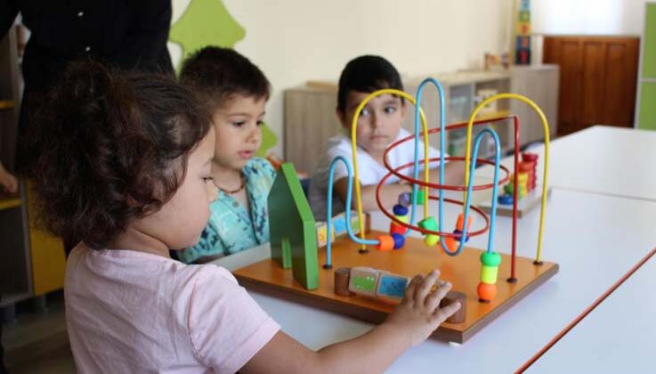 Finike Çocuk Kreşi ve Gündüz Bakımevi açıldı