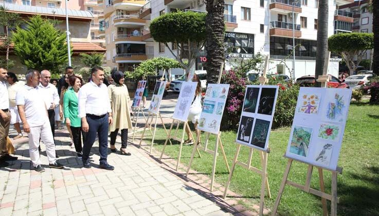 Mahmutlar ‘da el sanatları kursları yıl sonu sergisi açıldı