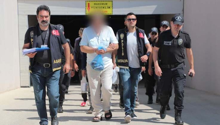 Polisten 50 ekiple eş zamanlı operasyon: 112 firari yakalandı