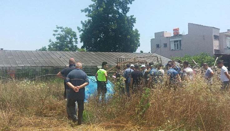 Viteste unuttuğu traktör hareket edince düşüp hayatını kaybetti