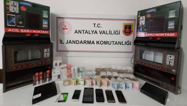 Jandarma uyuşturucu tacirlerine geçit vermiyor