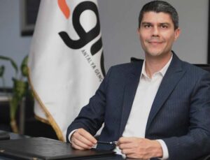 ANTGİAD Başkanı Osman Sert: “Metro talebi Antalya gündemine girmelidir”