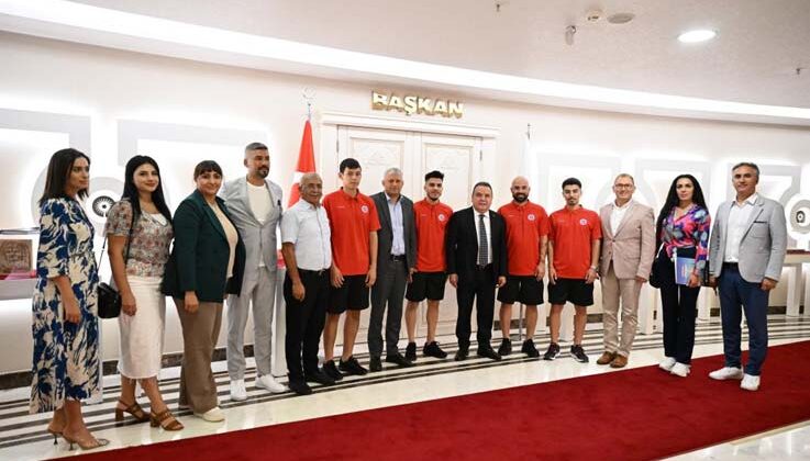 Ayak Tenis takımı Türkiye Şampiyonasına gidiyor