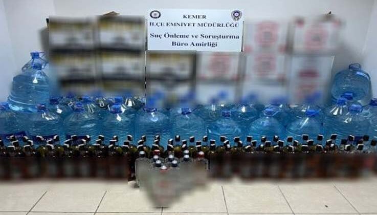 Antalya’da müşterilerine sahte/kaçak alkol veren otel sahibi yakalandı