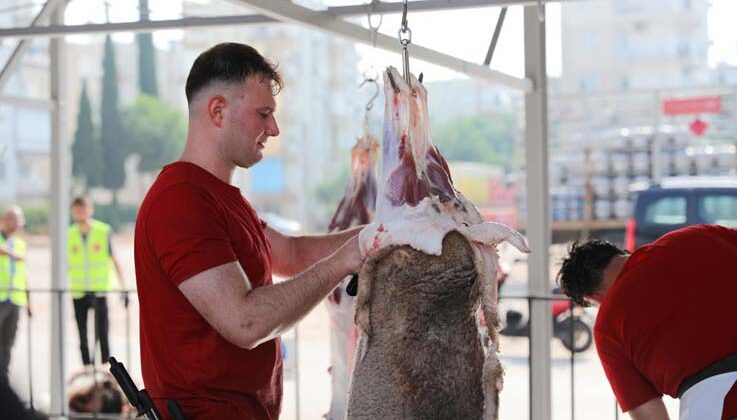 Büyükşehirden 3 noktada ücretsiz kurban kesimi