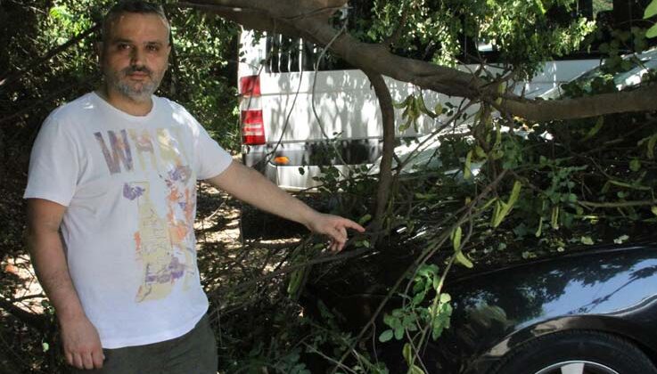 Tatilinin ilk gününde denize girmek için aracını park etti, geri döndüğünde gözlerine inanamadı
