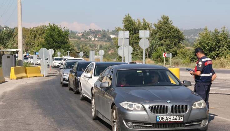 Bayramda nüfusun ikiye katlanması beklenen Antalya’ya tatilci akını