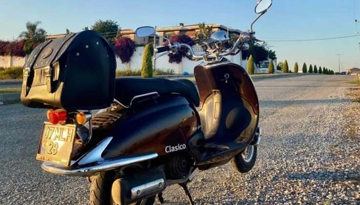 Satılık ilanı verdiği motosikletiyle yaptığı kazada hayatını kaybetti