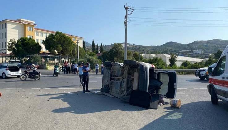 Çarpışan otomobillerden biri takla attı: 1 yaralı