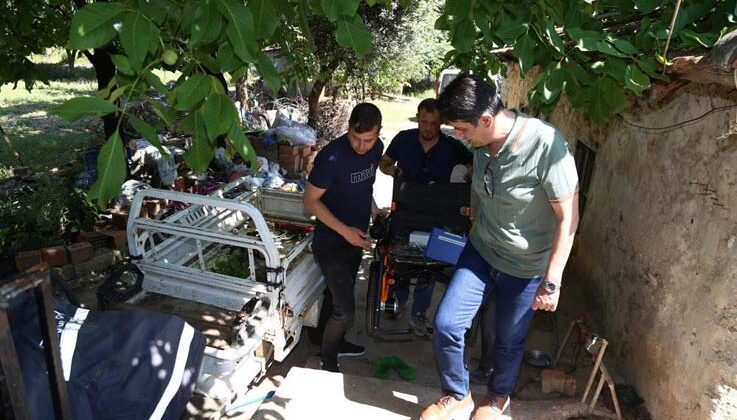Başkan Genç’ten, bedensel engelli bireye anlamlı hediye