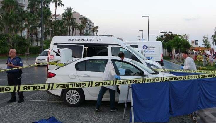 Park halindeki kiralık otomobilde cesedi bulundu