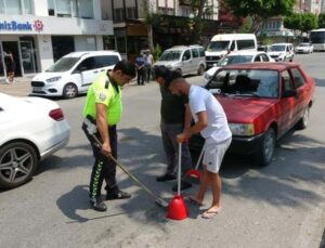 Otomobilin çarptığı yaya yaraladı